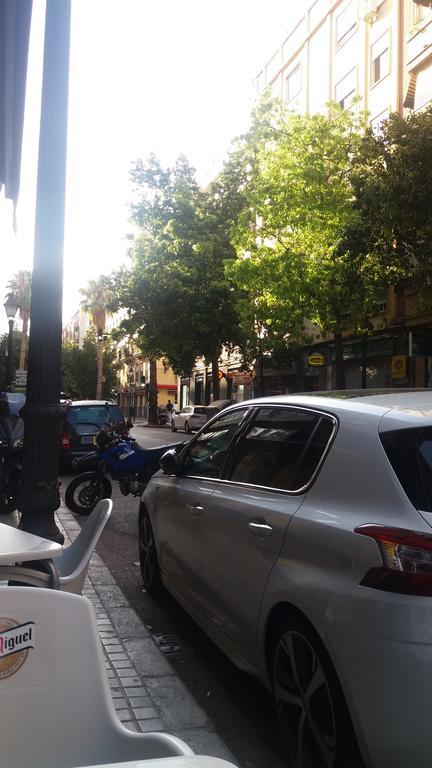 Apartamento Ciudad De Las Ciencias Valencia Luaran gambar